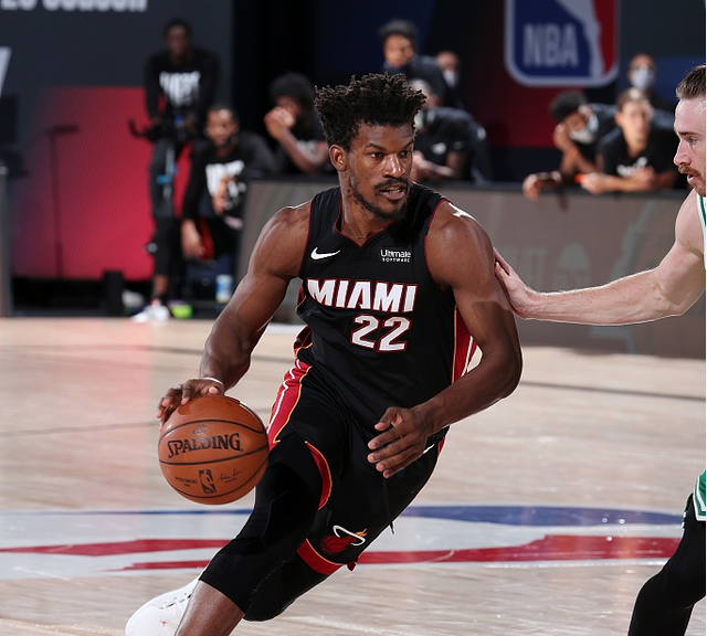 尤其是在摩 尤其是在摩